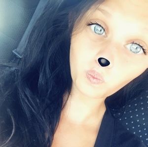 Meet your Posher, Lynsey